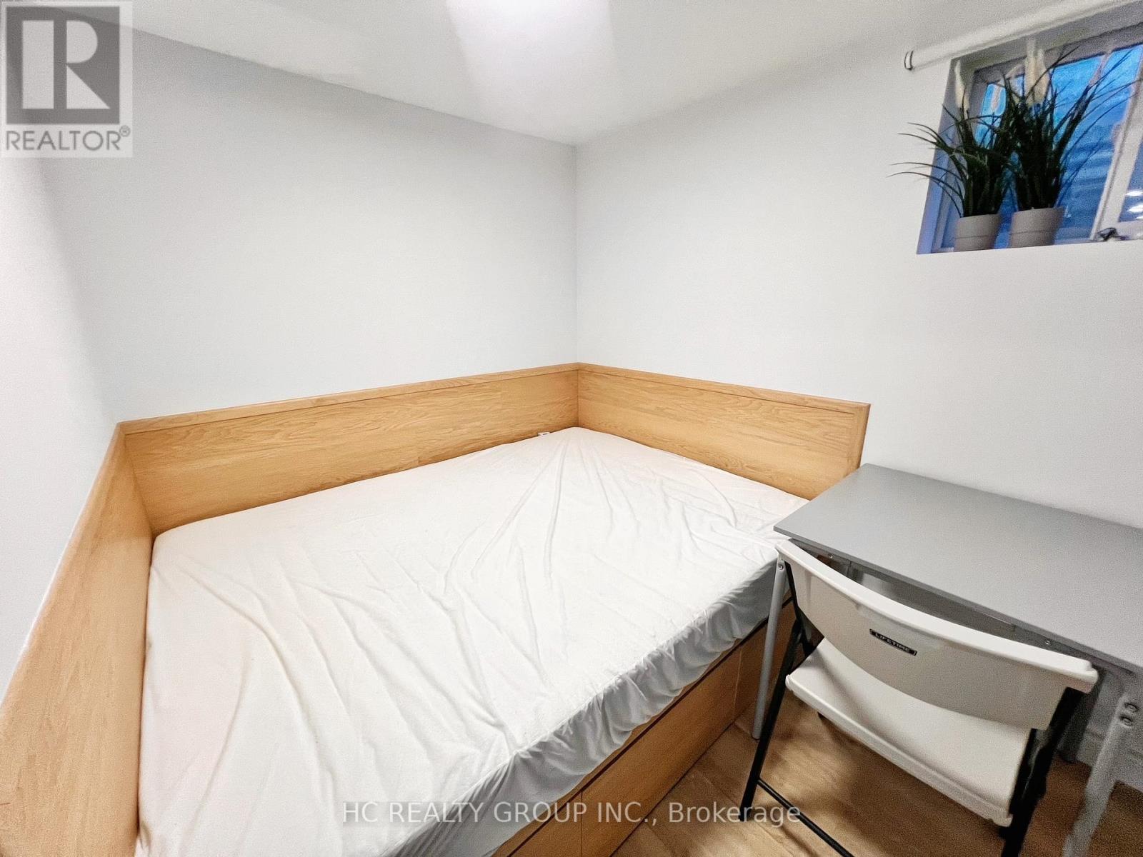 Basement - 150 Hollyberry Trail, Toronto, Ontario  M2H 2P1 - Photo 4 - C12458164
