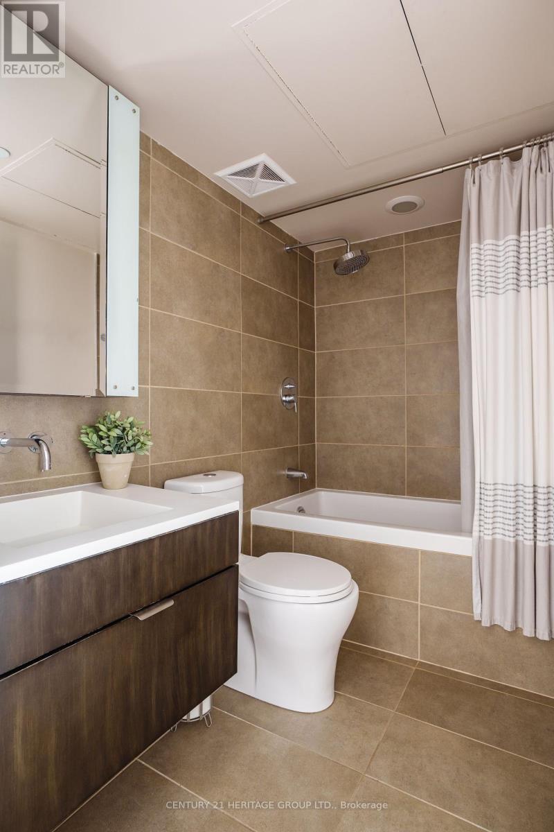 408 - 508 Wellington Street W, Toronto, Ontario  M5V 0K8 - Photo 10 - C12458185