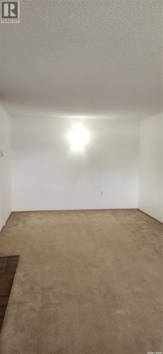 102-A 1350 Gordon Road, Moose Jaw, Saskatchewan  S6H 7K9 - Photo 7 - SK020126