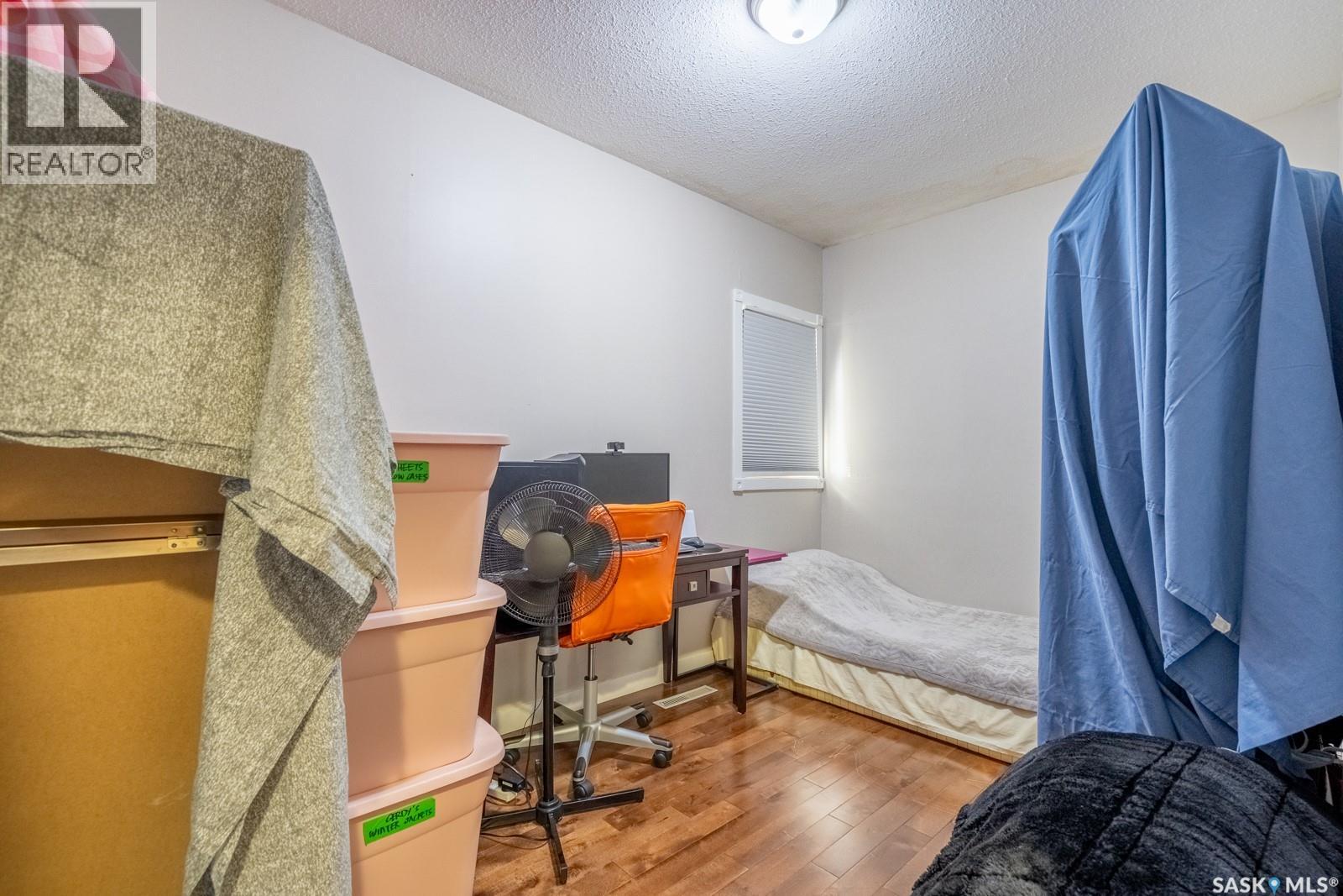 1742 Arthur Street, Regina, Saskatchewan  S4T 4W3 - Photo 10 - SK020678