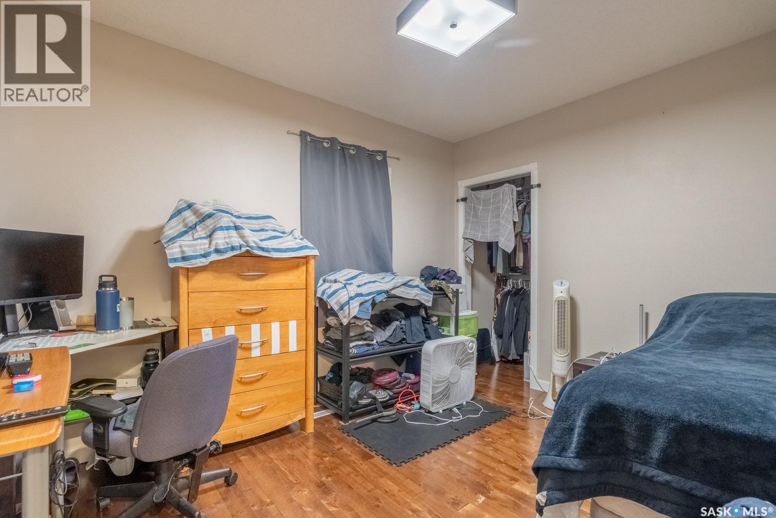 1742 Arthur Street, Regina, Saskatchewan  S4T 4W3 - Photo 8 - SK020678