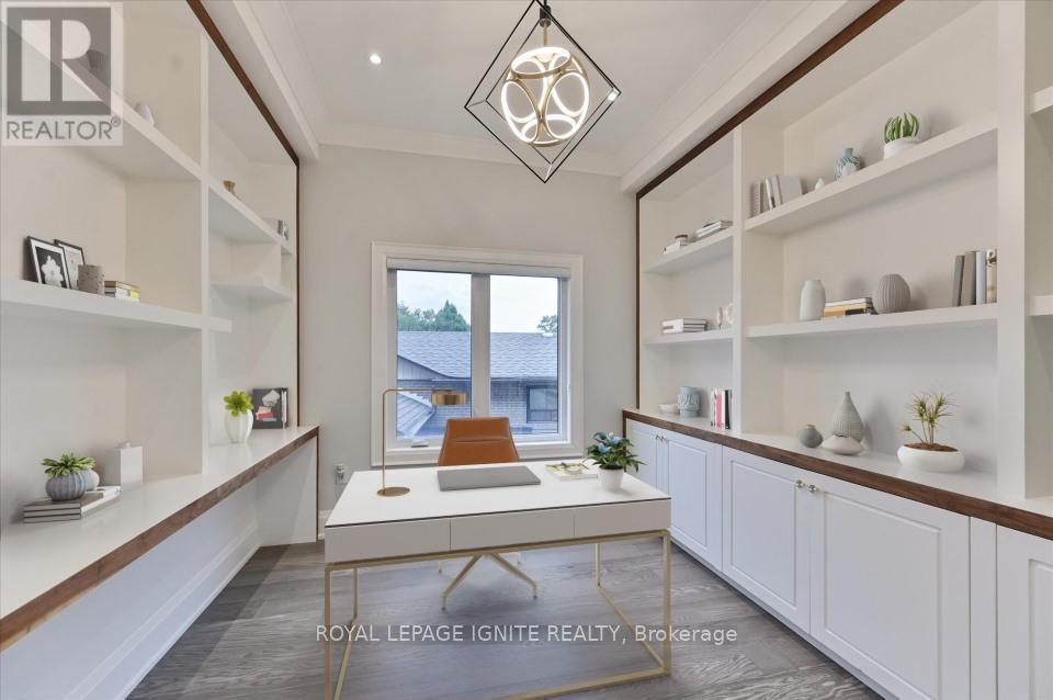 86 Glentworth Road, Toronto (Don Valley Village), Ontario  M2J 2E8 - Photo 15 - C12457783