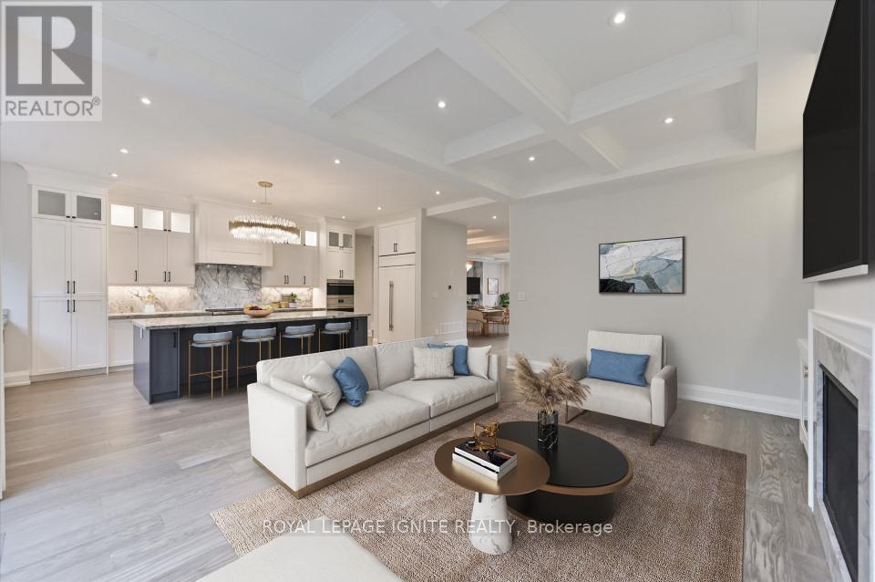 86 Glentworth Road, Toronto (Don Valley Village), Ontario  M2J 2E8 - Photo 13 - C12457783