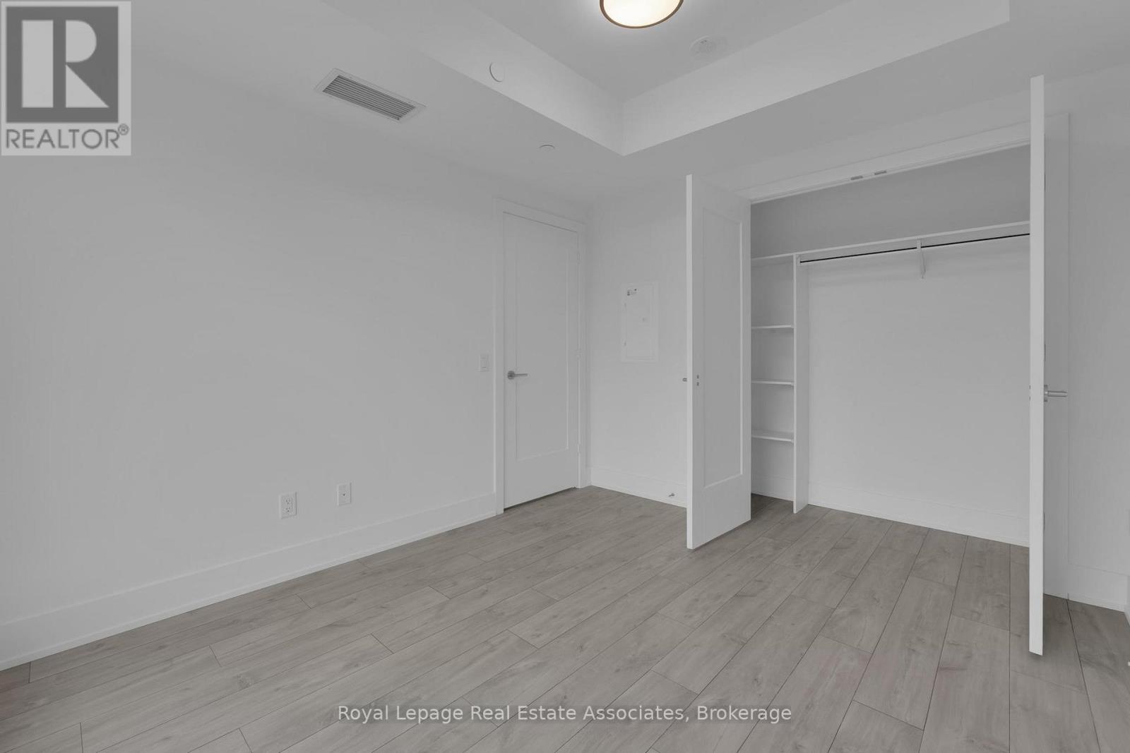 214 - 259 The Kingsway, Toronto, Ontario  M9A 0G2 - Photo 17 - W12454409
