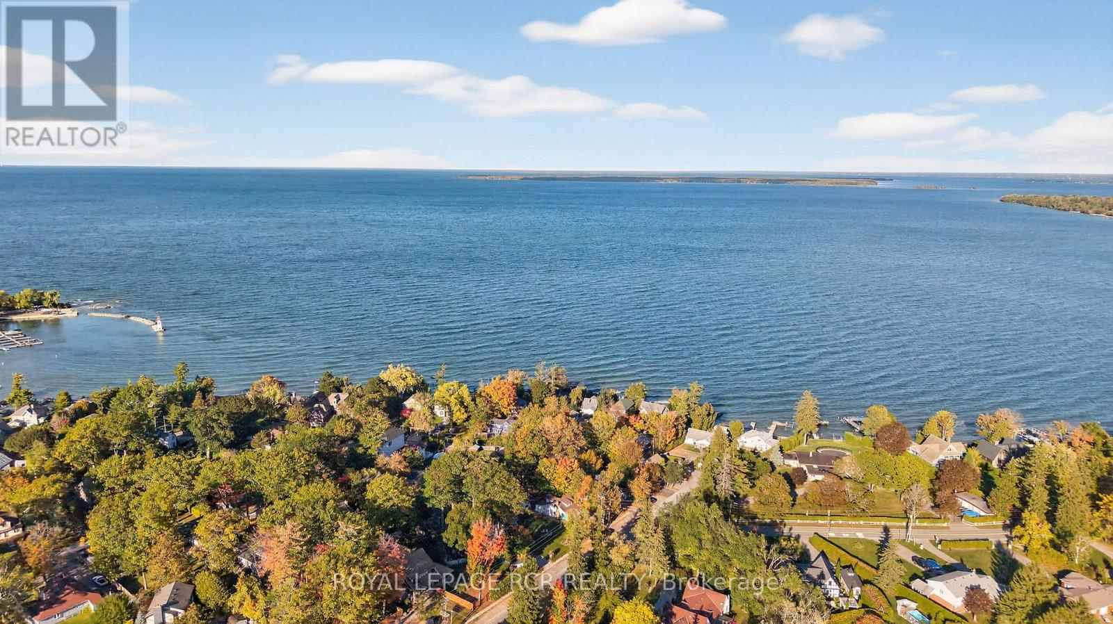 311 - 111 Grew Boulevard, Georgina, Ontario  L0E 1L0 - Photo 36 - N12458204