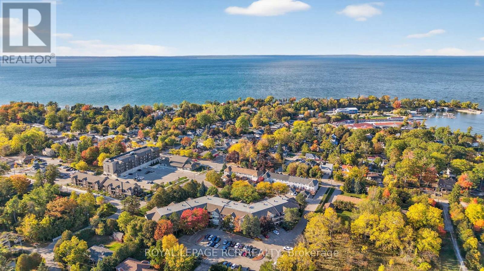 311 - 111 Grew Boulevard, Georgina, Ontario  L0E 1L0 - Photo 39 - N12458204