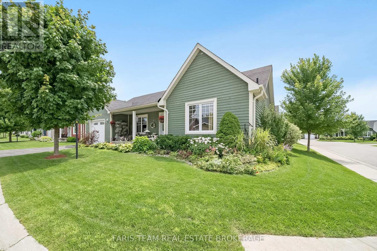 1 BAY MOORINGS BOULEVARD, Penetanguishene, Ontario