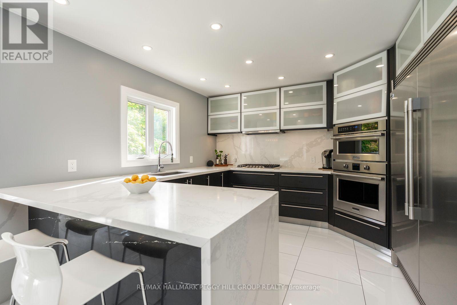 127 Goldfinch Crescent, Tiny, Ontario  L0L 2J0 - Photo 6 - S12458201