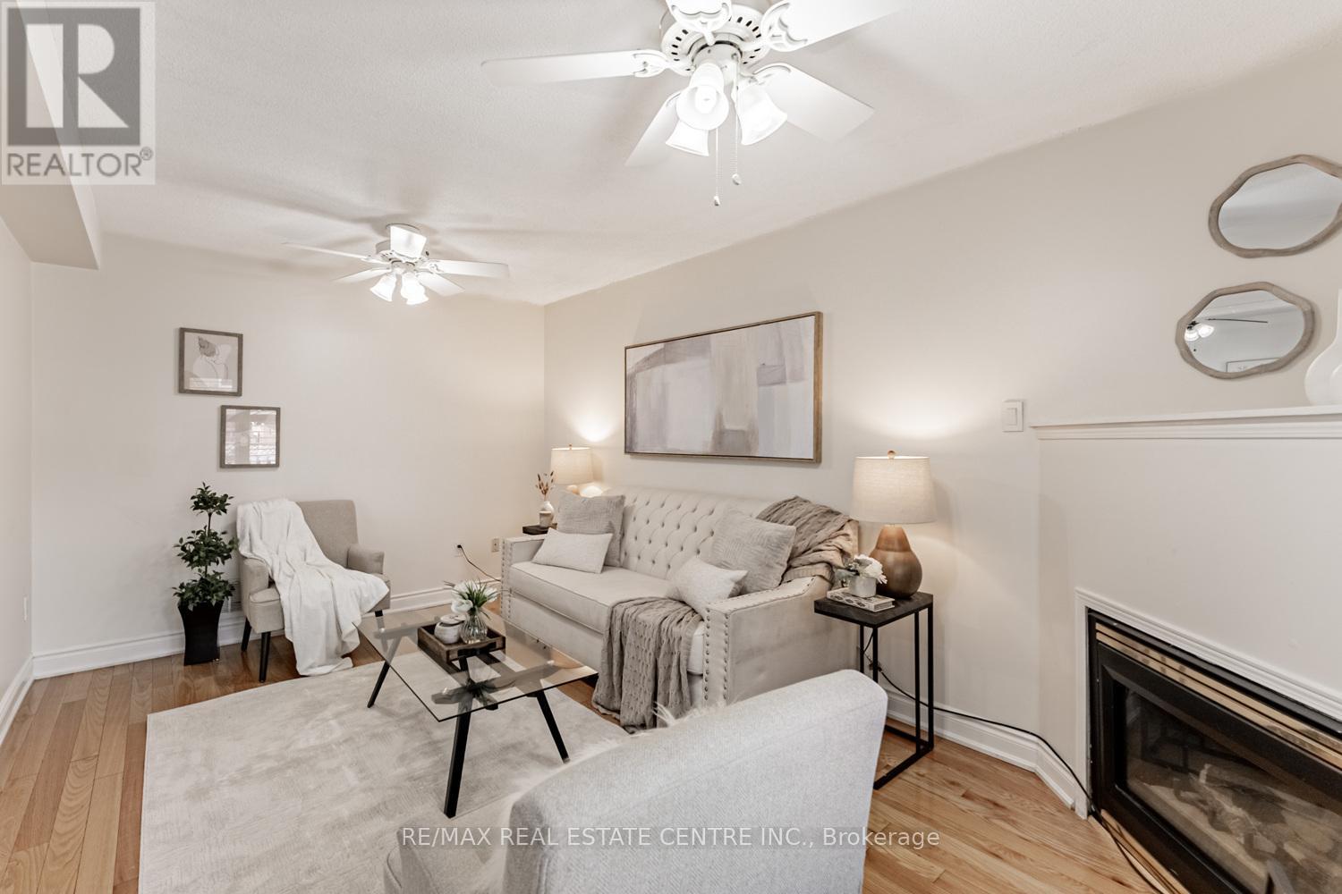8 Mannel Crescent, Brampton, Ontario  L6Y 5E1 - Photo 20 - W12458168