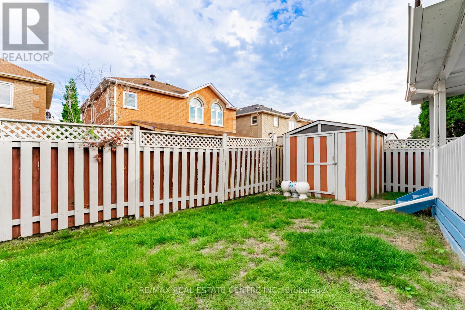 8 Mannel Crescent, Brampton, Ontario  L6Y 5E1 - Photo 50 - W12458168