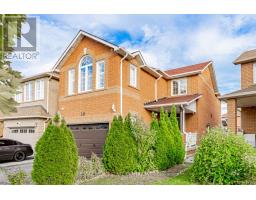 8 MANNEL CRESCENT, Brampton, Ontario