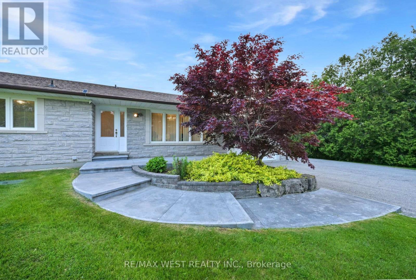 12370 Creditview Road, Caledon, Ontario  L7C 1X9 - Photo 8 - W12458196