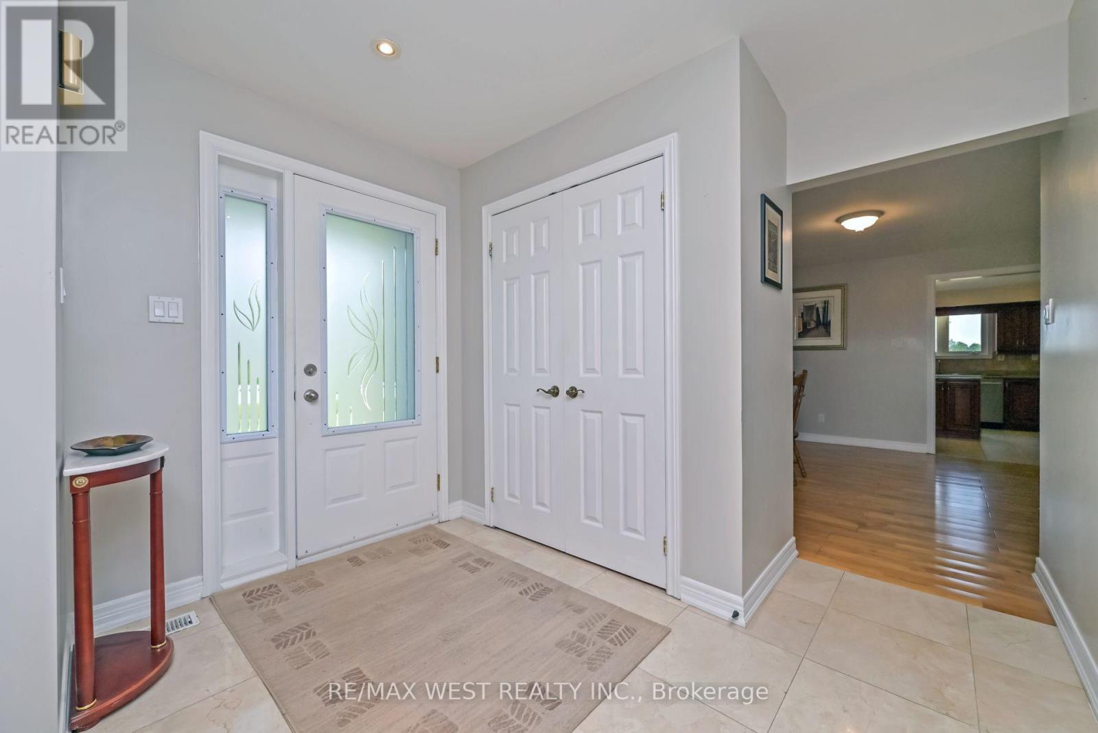 12370 Creditview Road, Caledon, Ontario  L7C 1X9 - Photo 9 - W12458196