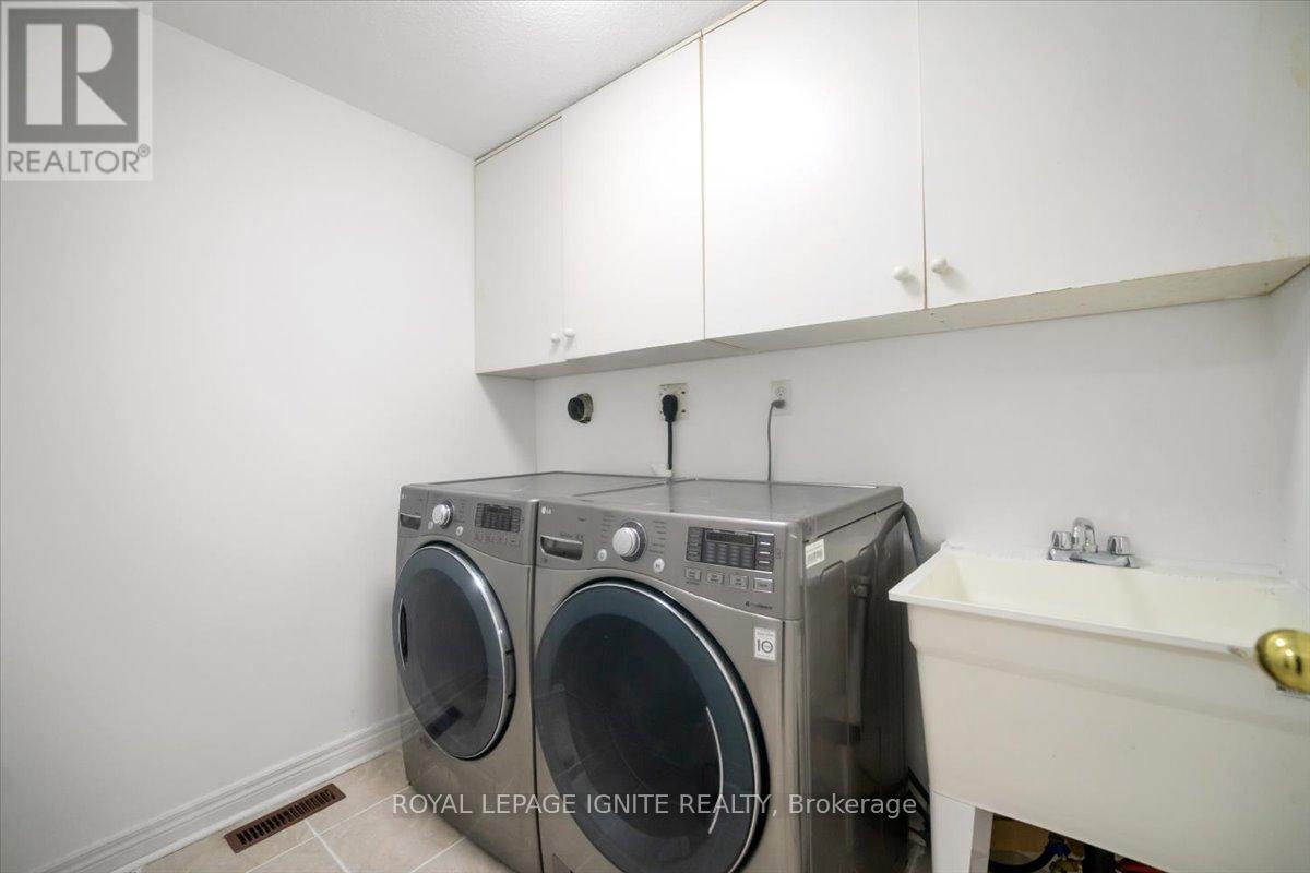 63 Eastbrook Way, Brampton, Ontario  L6P 1K6 - Photo 25 - W12458202