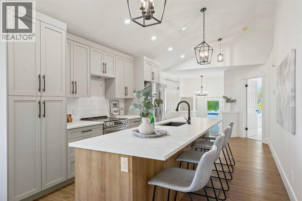 56 Inverness Grove Se, Calgary, Alberta  T2Z 3E6 - Photo 8 - A2263689