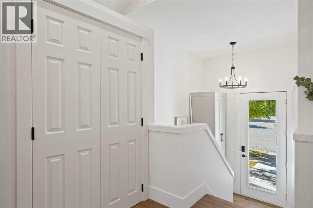 56 Inverness Grove Se, Calgary, Alberta  T2Z 3E6 - Photo 3 - A2263689