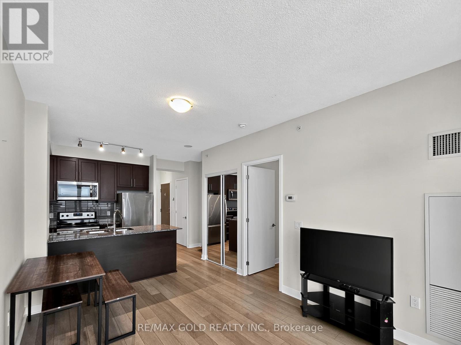 1605 - 3975 Grand Park Drive, Mississauga, Ontario  L5B 0K4 - Photo 19 - W12453209