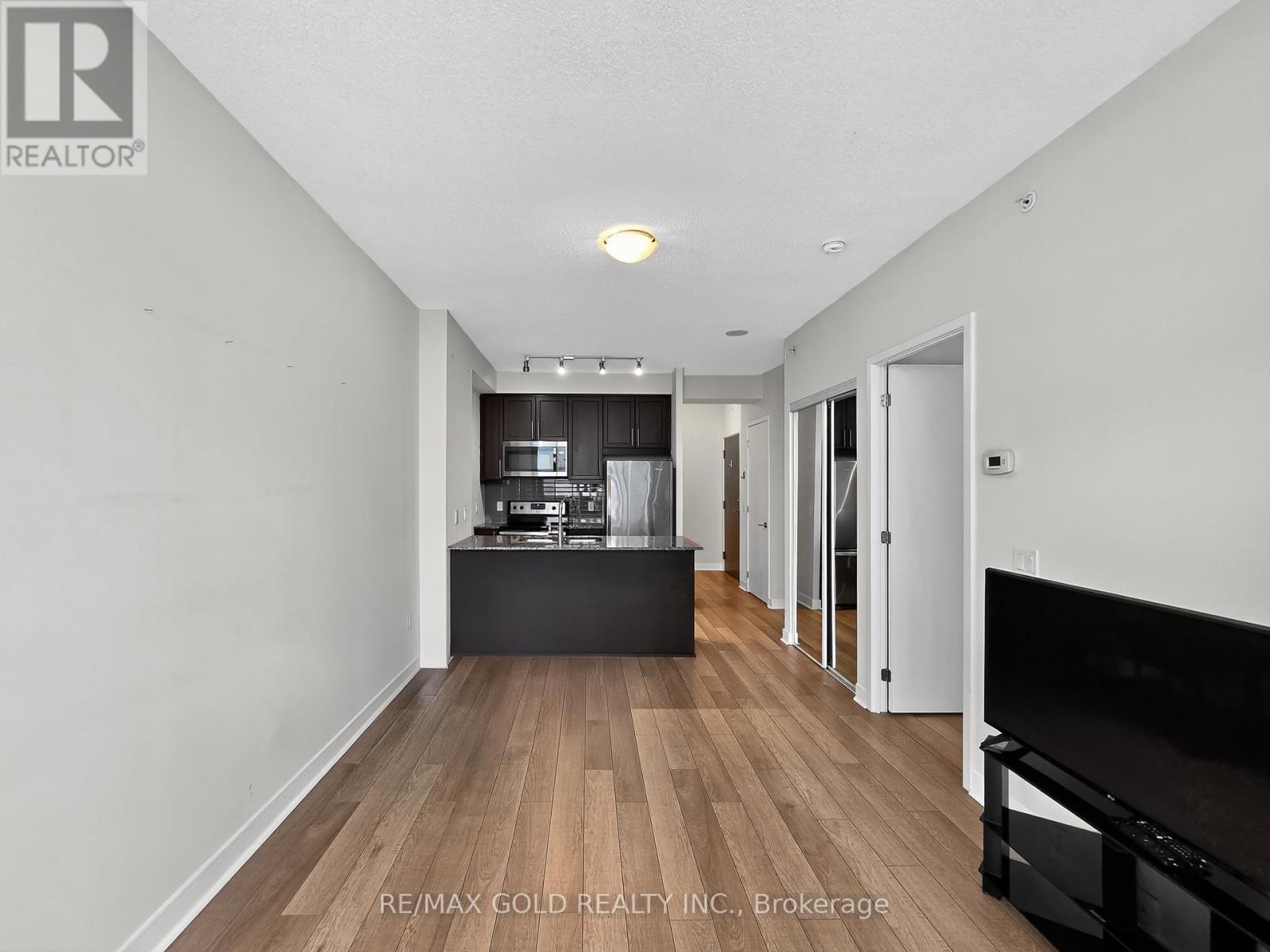 1605 - 3975 Grand Park Drive, Mississauga, Ontario  L5B 0K4 - Photo 3 - W12453209