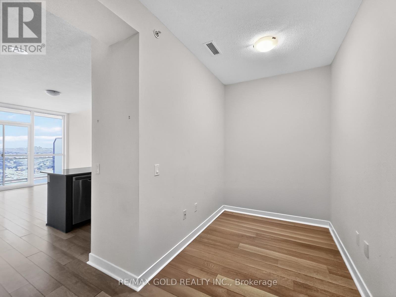 1605 - 3975 Grand Park Drive, Mississauga, Ontario  L5B 0K4 - Photo 11 - W12453209