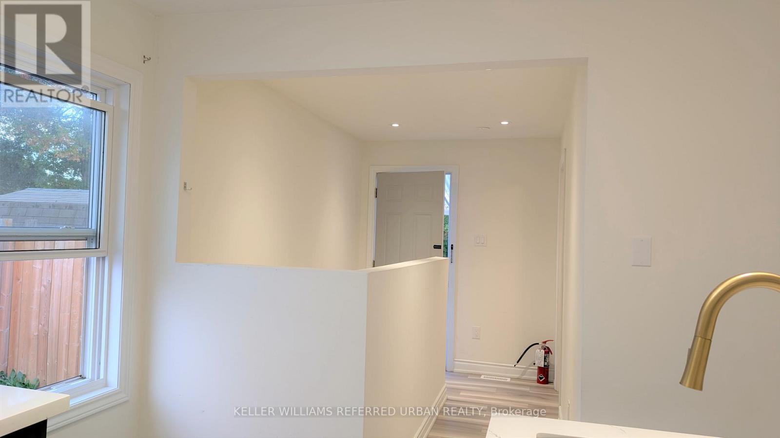 386 Welland Avenue W, St. Catharines, Ontario  L2R 2R4 - Photo 20 - X12458162