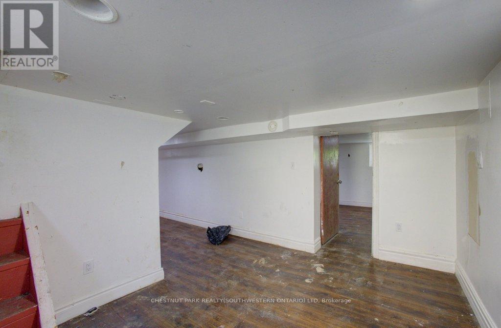3185 Donnelly Street, Windsor, Ontario  N9C 1M3 - Photo 30 - X12458171