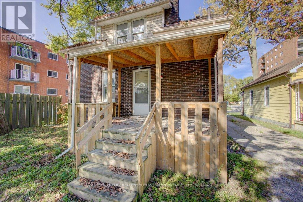 3185 Donnelly Street, Windsor, Ontario  N9C 1M3 - Photo 37 - X12458171
