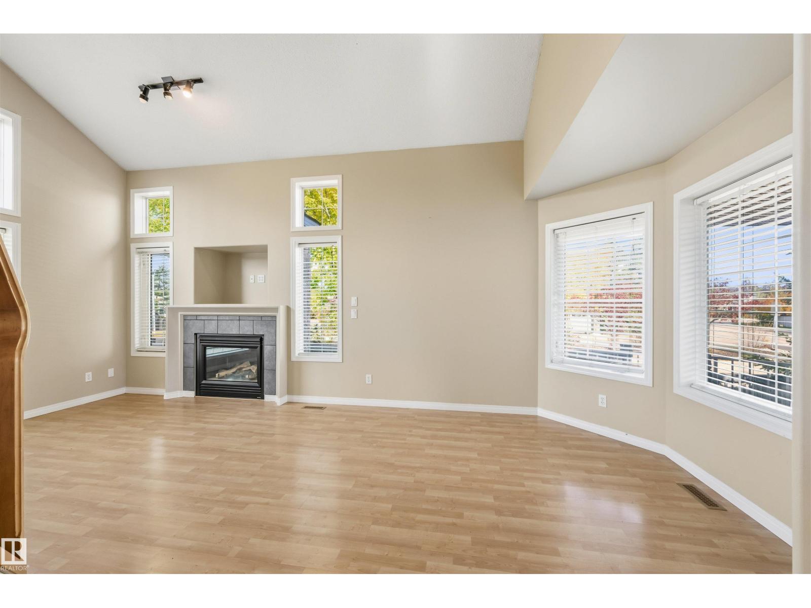 1324 Falconer Rd Nw, Edmonton, Alberta  T6R 2V5 - Photo 4 - E4461810