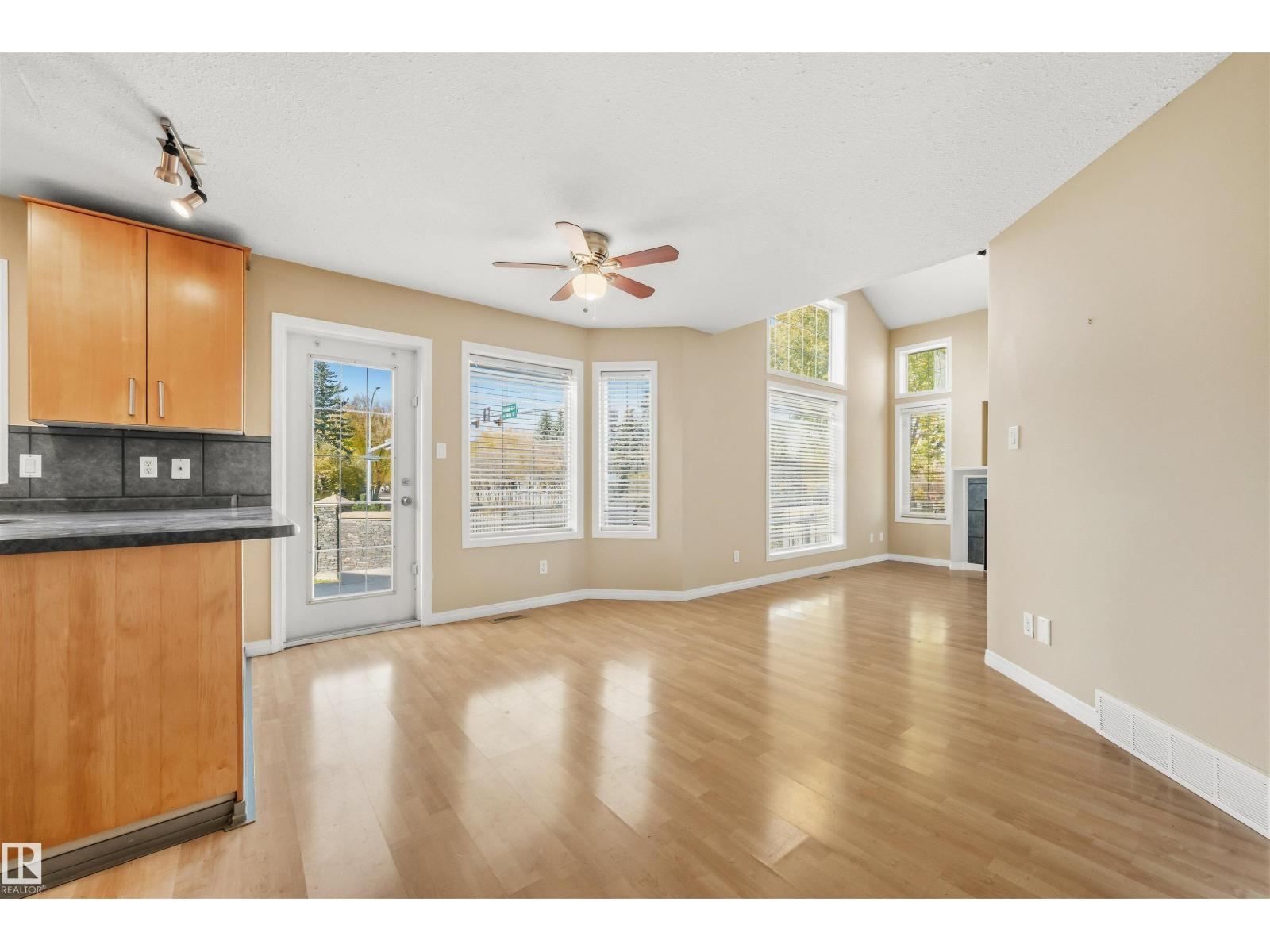 1324 Falconer Rd Nw, Edmonton, Alberta  T6R 2V5 - Photo 8 - E4461810