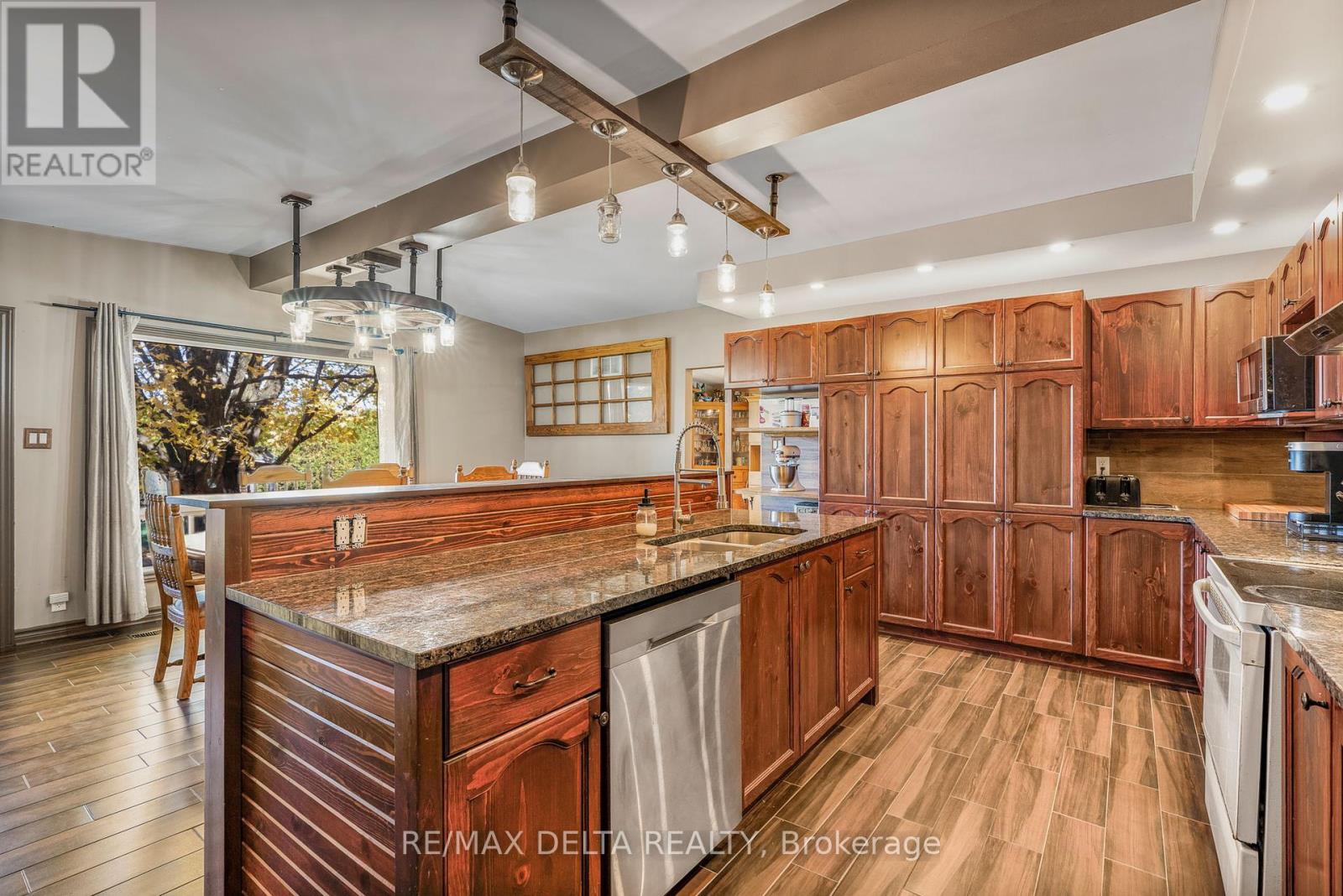 4866 County Road 17, Alfred And Plantagenet, Ontario  K0B 1A0 - Photo 12 - X12458208