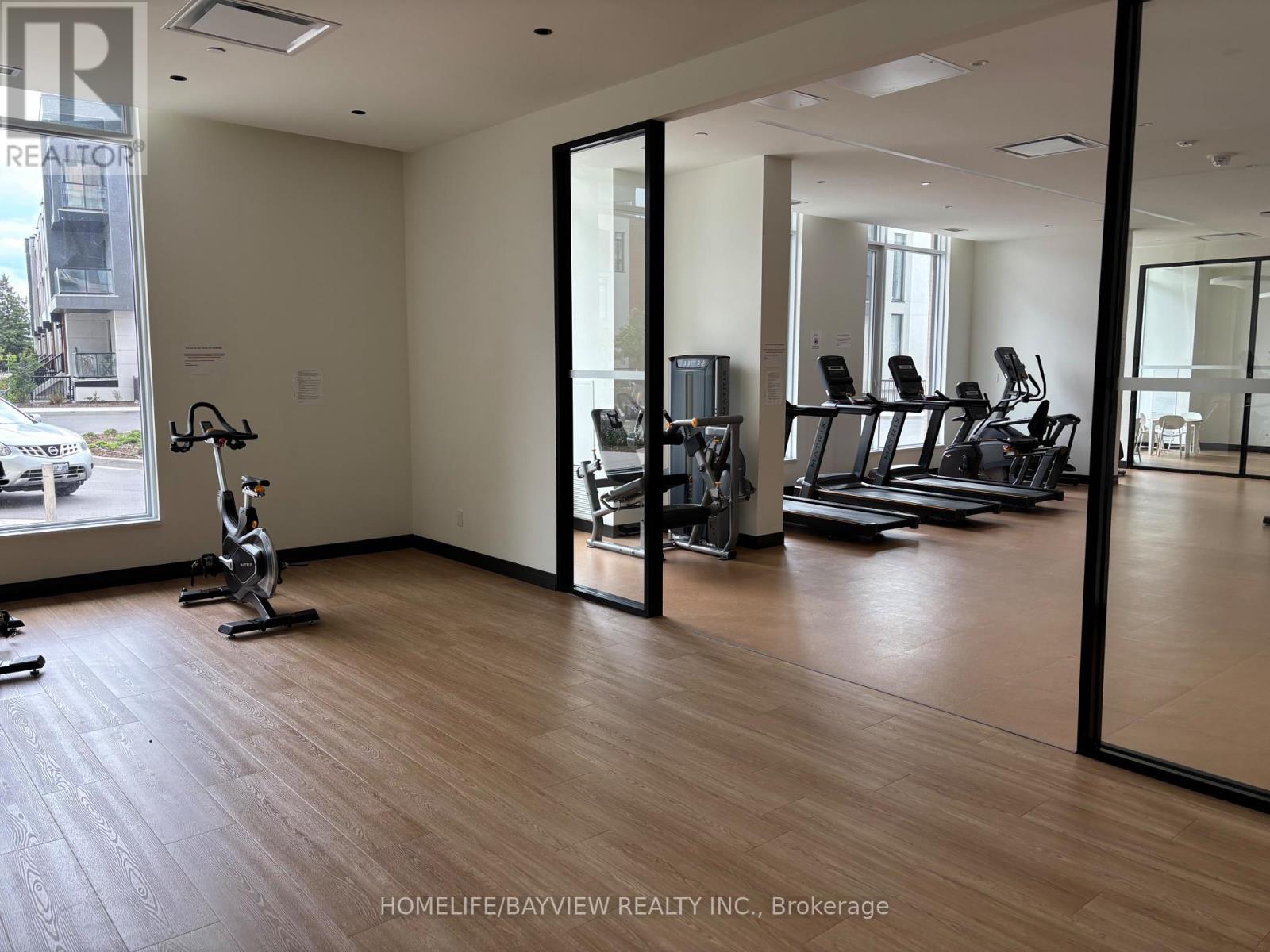 930 - 2 David Eyer Road, Richmond Hill, Ontario  L4S 0N6 - Photo 11 - N12458177