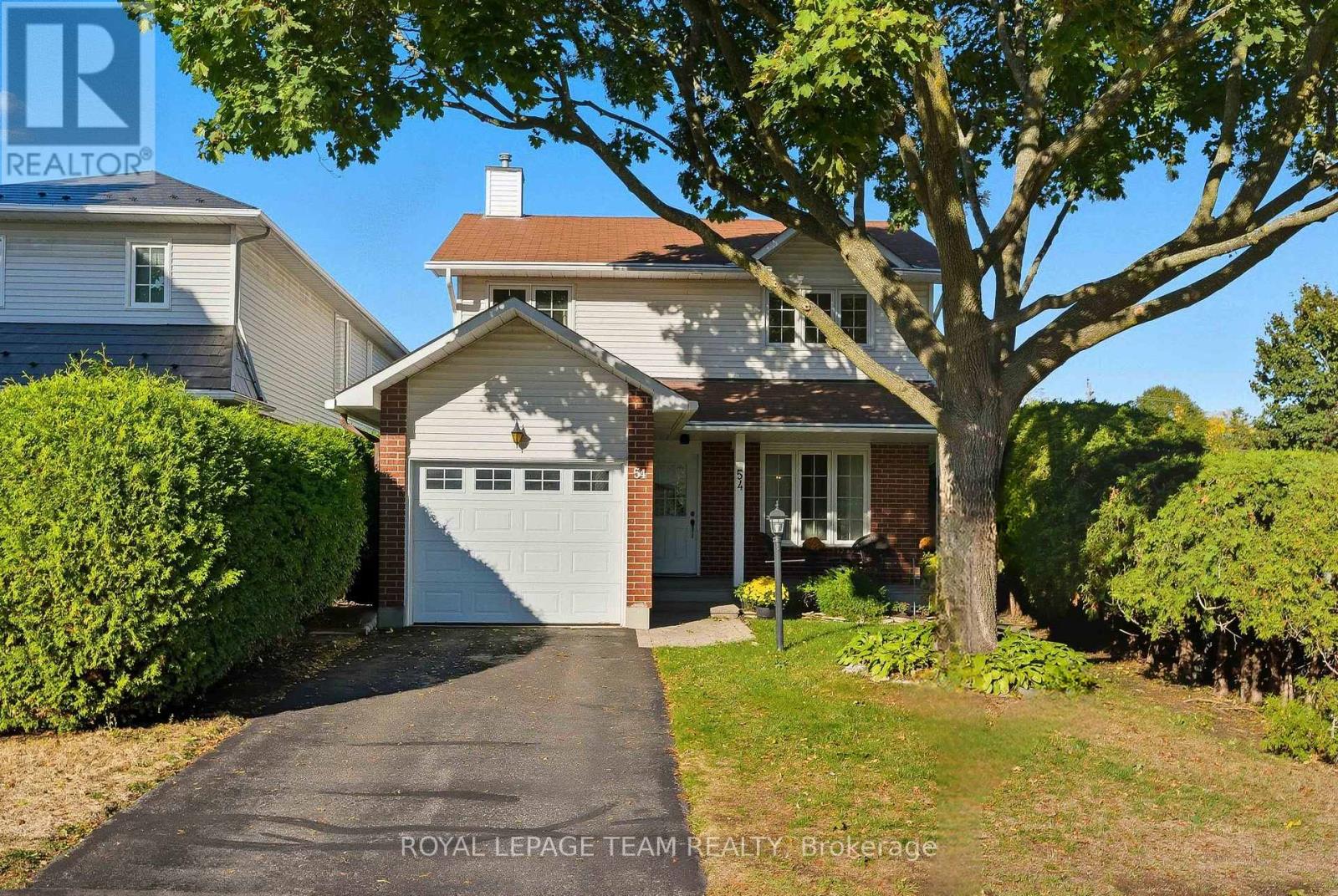 54 PICKWICK DRIVE, Ottawa, Ontario
