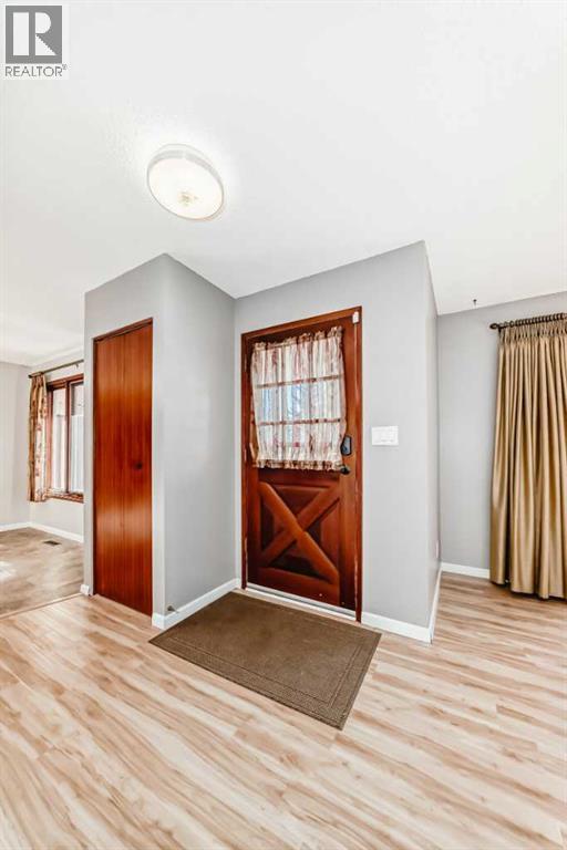 32276 Highway 2 A, Rural Mountain View County, Alberta  T4H 4M3 - Photo 3 - A2260599