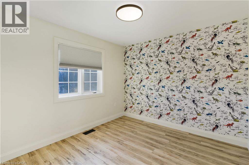 150 East 38th Street, Hamilton, Ontario  L8V 4E7 - Photo 28 - 40778420