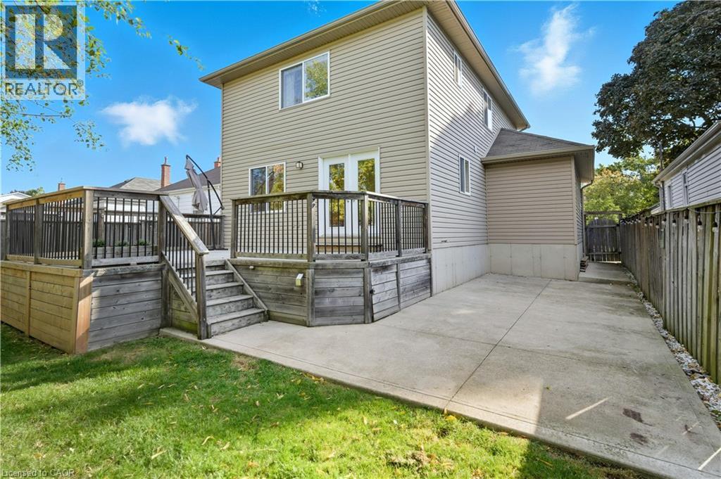 150 East 38th Street, Hamilton, Ontario  L8V 4E7 - Photo 41 - 40778420