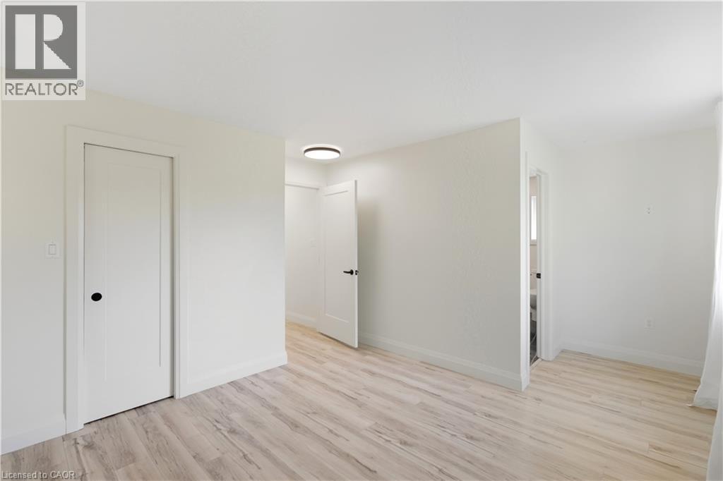 150 East 38th Street, Hamilton, Ontario  L8V 4E7 - Photo 20 - 40778420