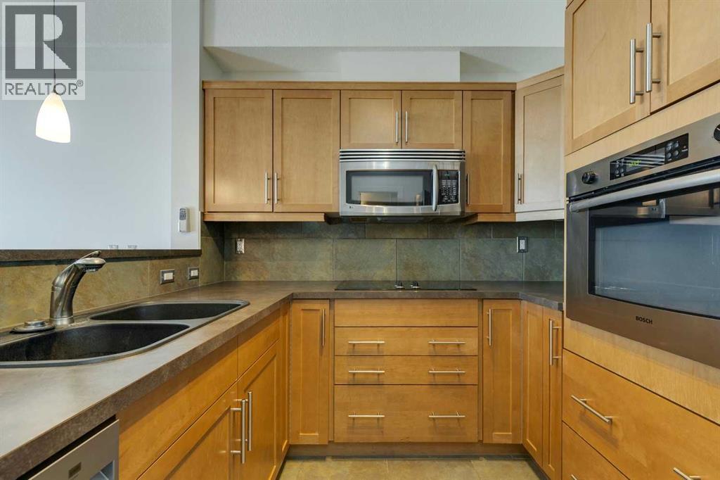 439, 26 Val Gardena View Sw, Calgary, Alberta  T3H 5Z5 - Photo 4 - A2263965