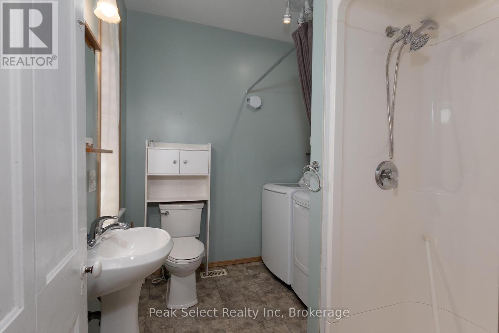 71 Wellington Street S, St. Marys, Ontario  N4X 1C1 - Photo 17 - X12458206