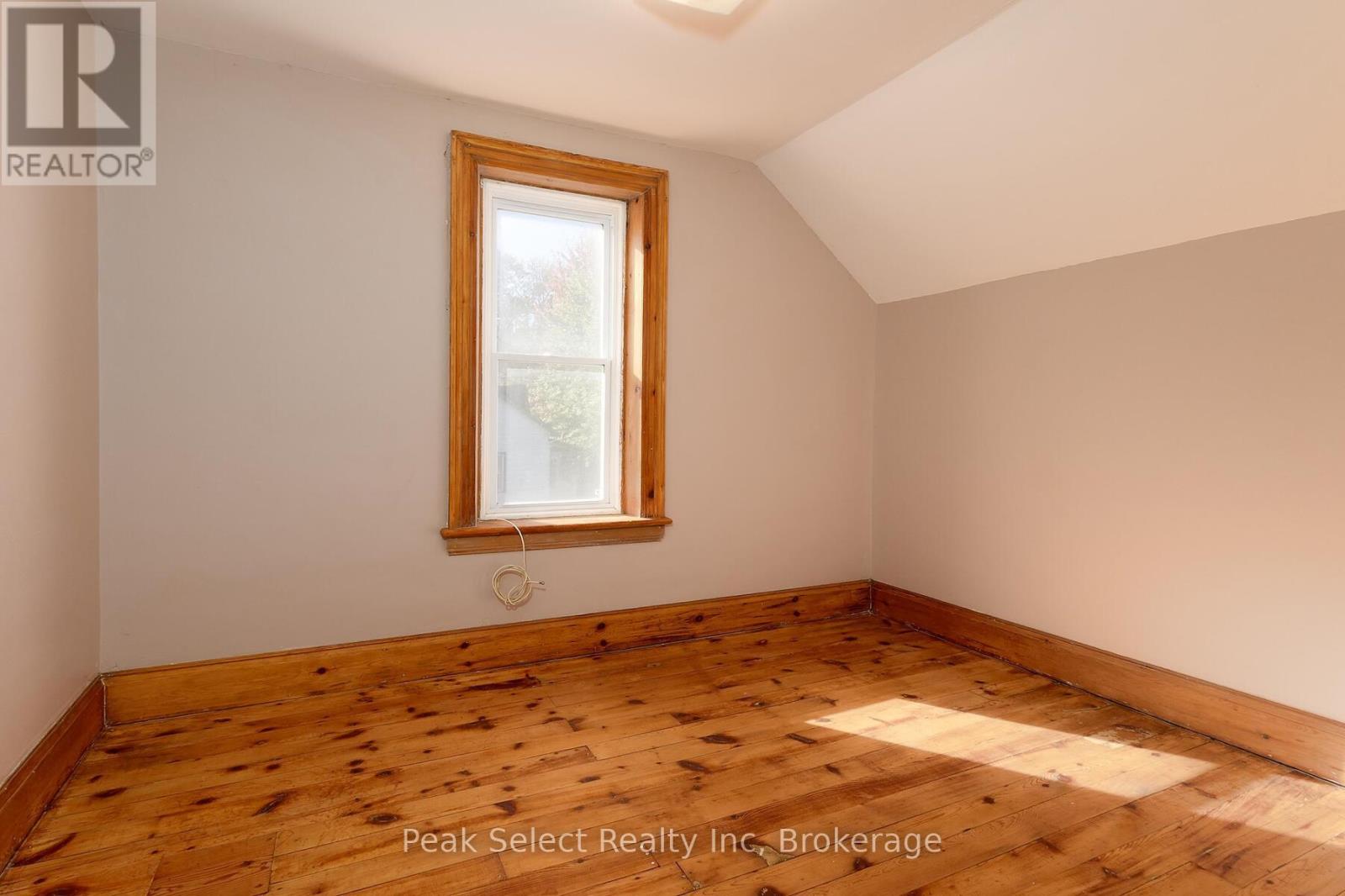71 Wellington Street S, St. Marys, Ontario  N4X 1C1 - Photo 19 - X12458206