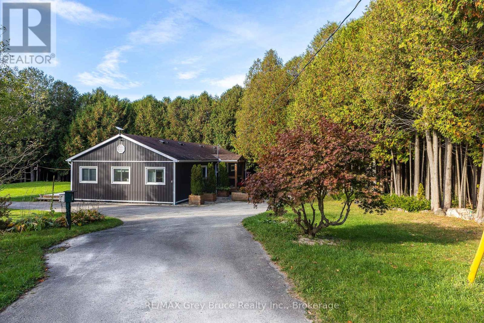 495204 Traverston Road, West Grey, Ontario  N0C 1H0 - Photo 47 - X12458226