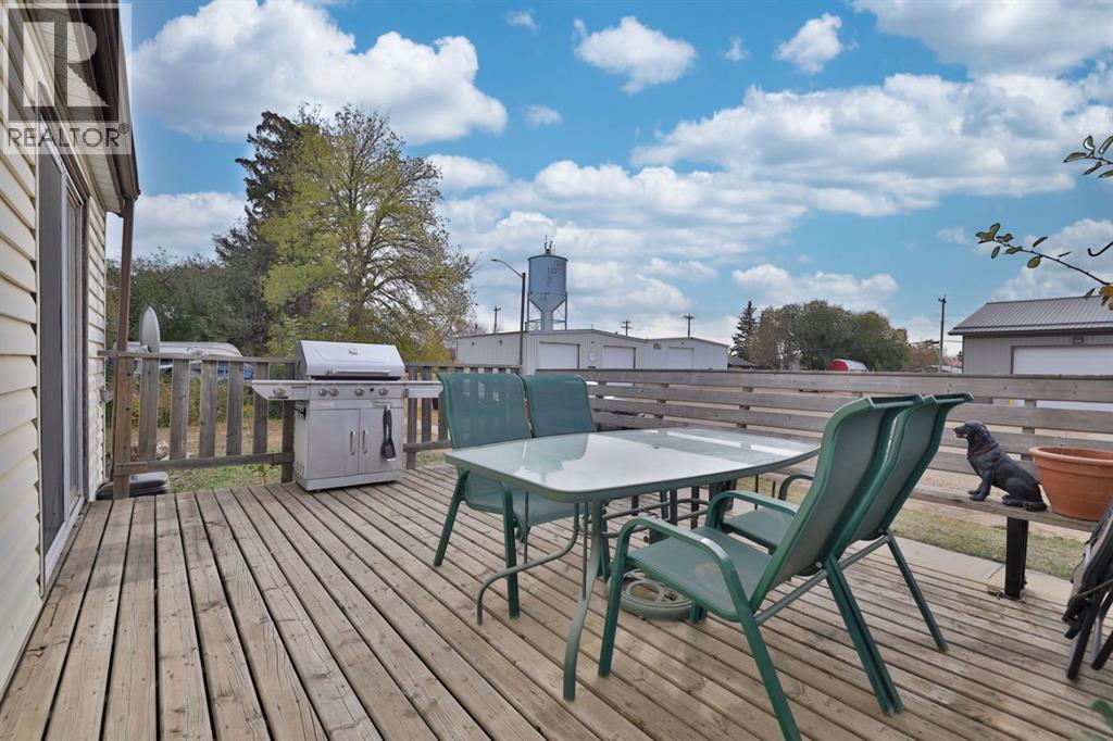 126 Alberta Street, New Norway, Alberta  T0B 3L0 - Photo 2 - A2263955