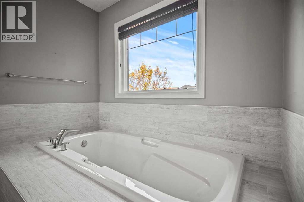11 Cimarron Springs Circle, Okotoks, Alberta  T1S 0M1 - Photo 34 - A2262540