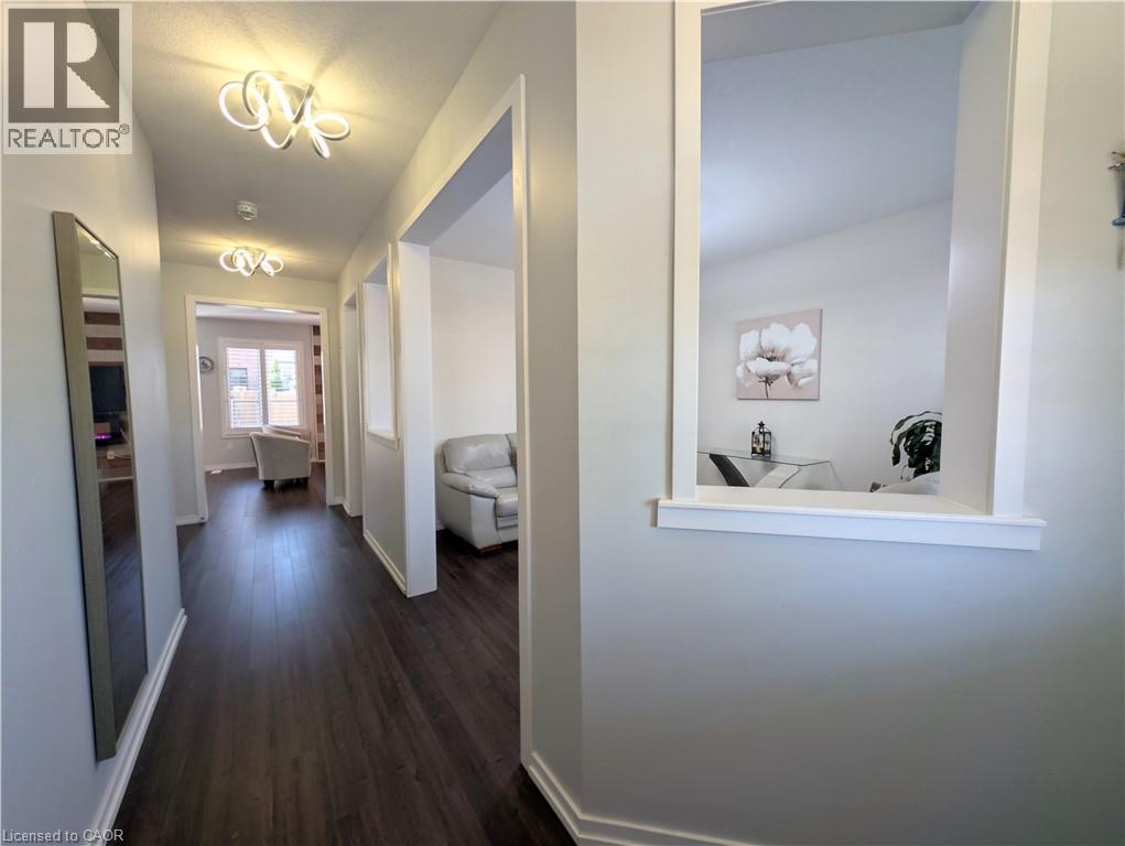 37 Mull Avenue, Caledonia, Ontario  N3W 0B9 - Photo 4 - 40778428