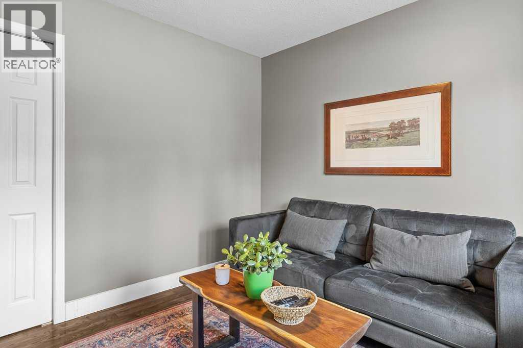 3, 601 4 Street, Canmore, Alberta  T1W 2G7 - Photo 9 - A2231789
