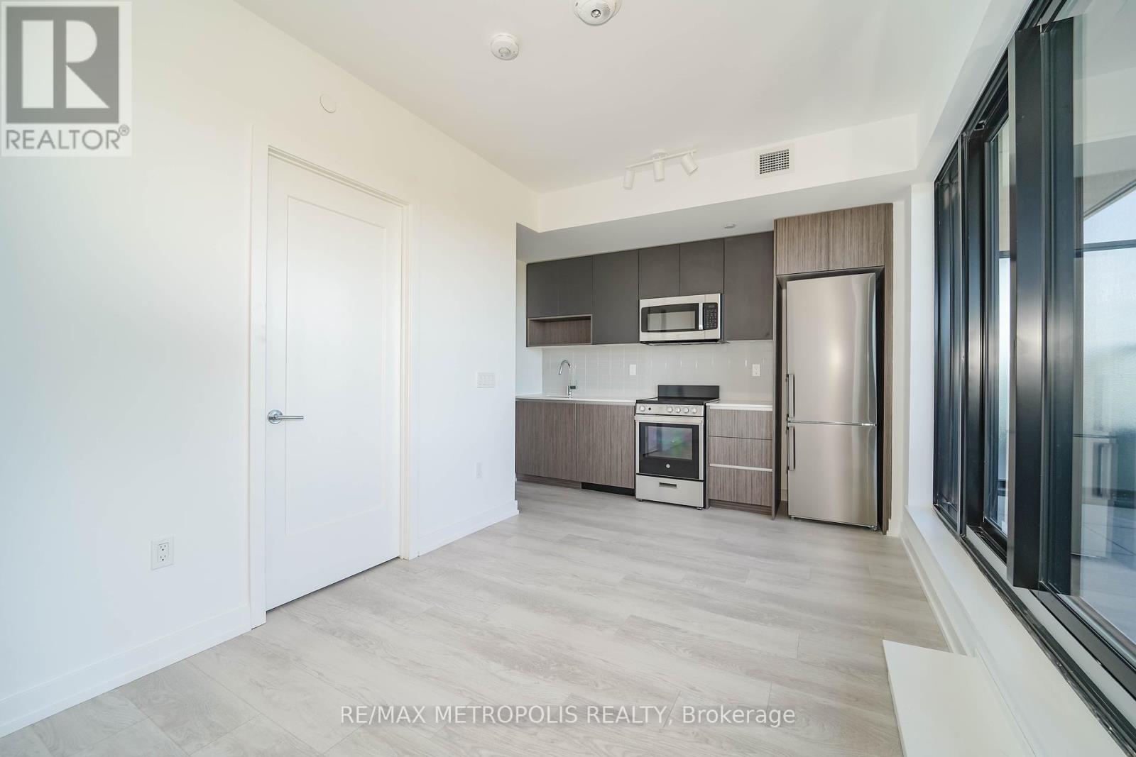 720 - 801 The Queensway, Toronto, Ontario  M6N 1K8 - Photo 13 - W12458214