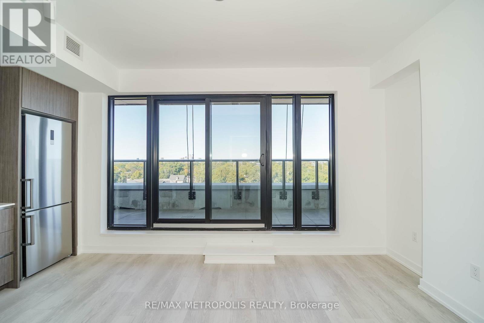 720 - 801 The Queensway, Toronto, Ontario  M6N 1K8 - Photo 32 - W12458214