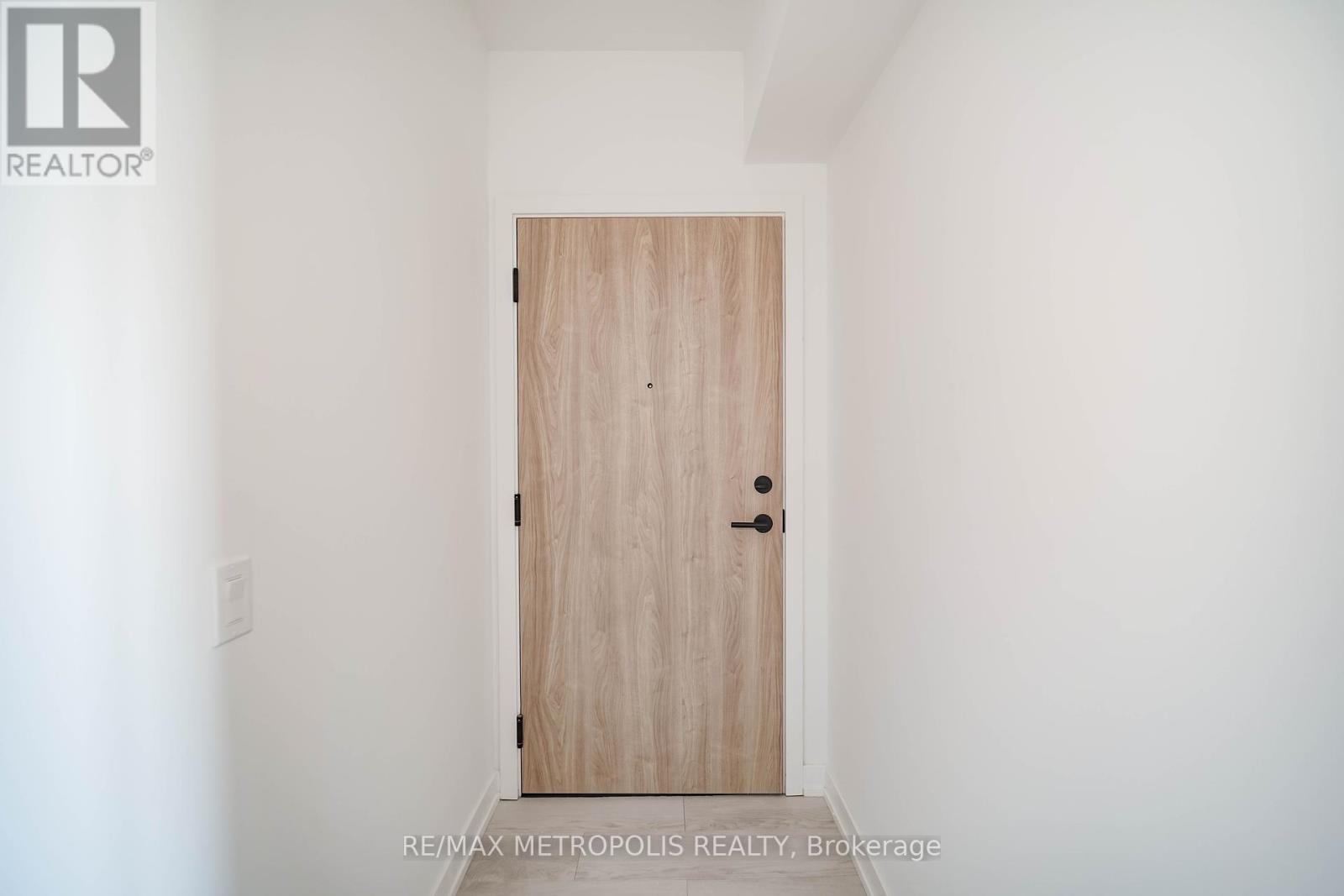 720 - 801 The Queensway, Toronto, Ontario  M6N 1K8 - Photo 9 - W12458214