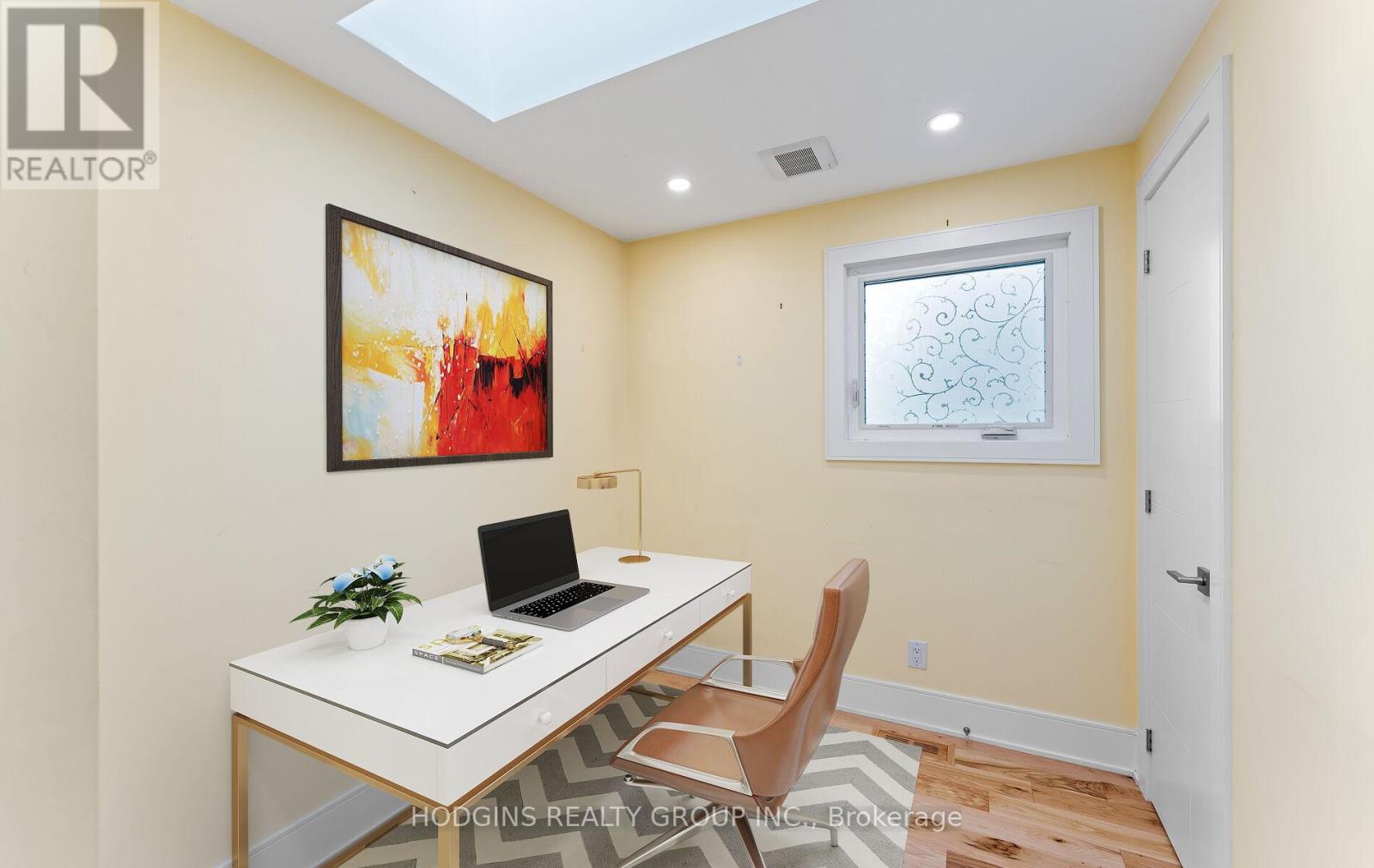 1670 Caverly Court, Mississauga, Ontario  L5L 3L7 - Photo 20 - W12458225