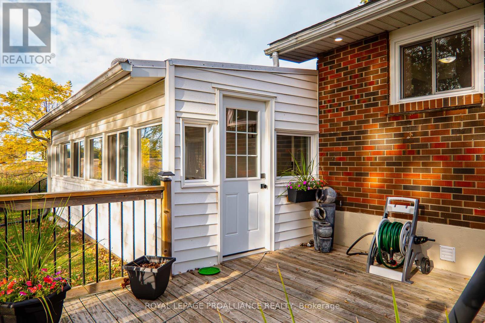 163 Avonlough Road, Belleville (Belleville Ward), Ontario  K8N 4Z2 - Photo 15 - X12458279