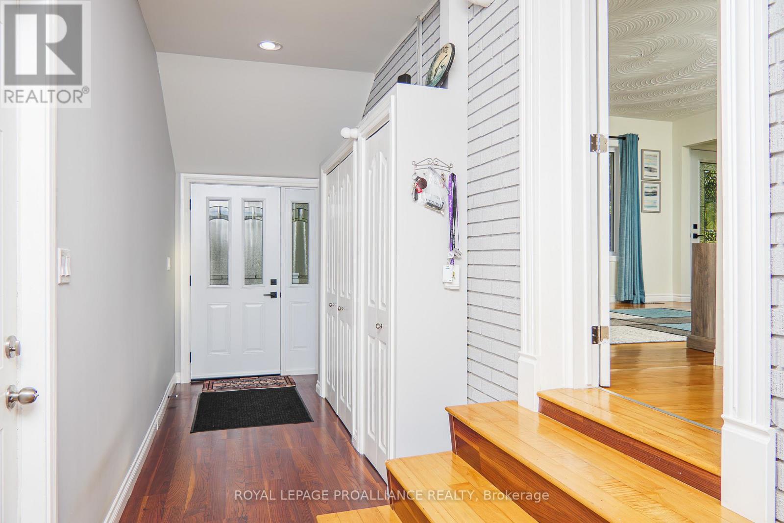 163 Avonlough Road, Belleville (Belleville Ward), Ontario  K8N 4Z2 - Photo 22 - X12458279