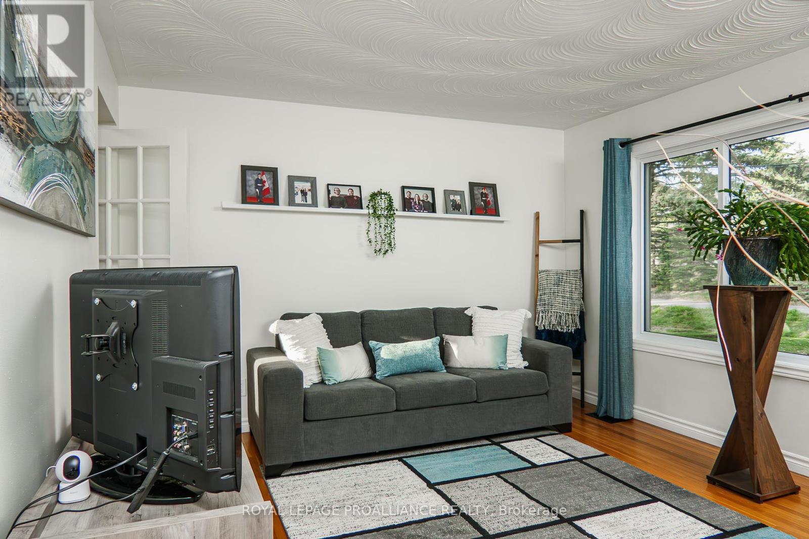 163 Avonlough Road, Belleville (Belleville Ward), Ontario  K8N 4Z2 - Photo 27 - X12458279